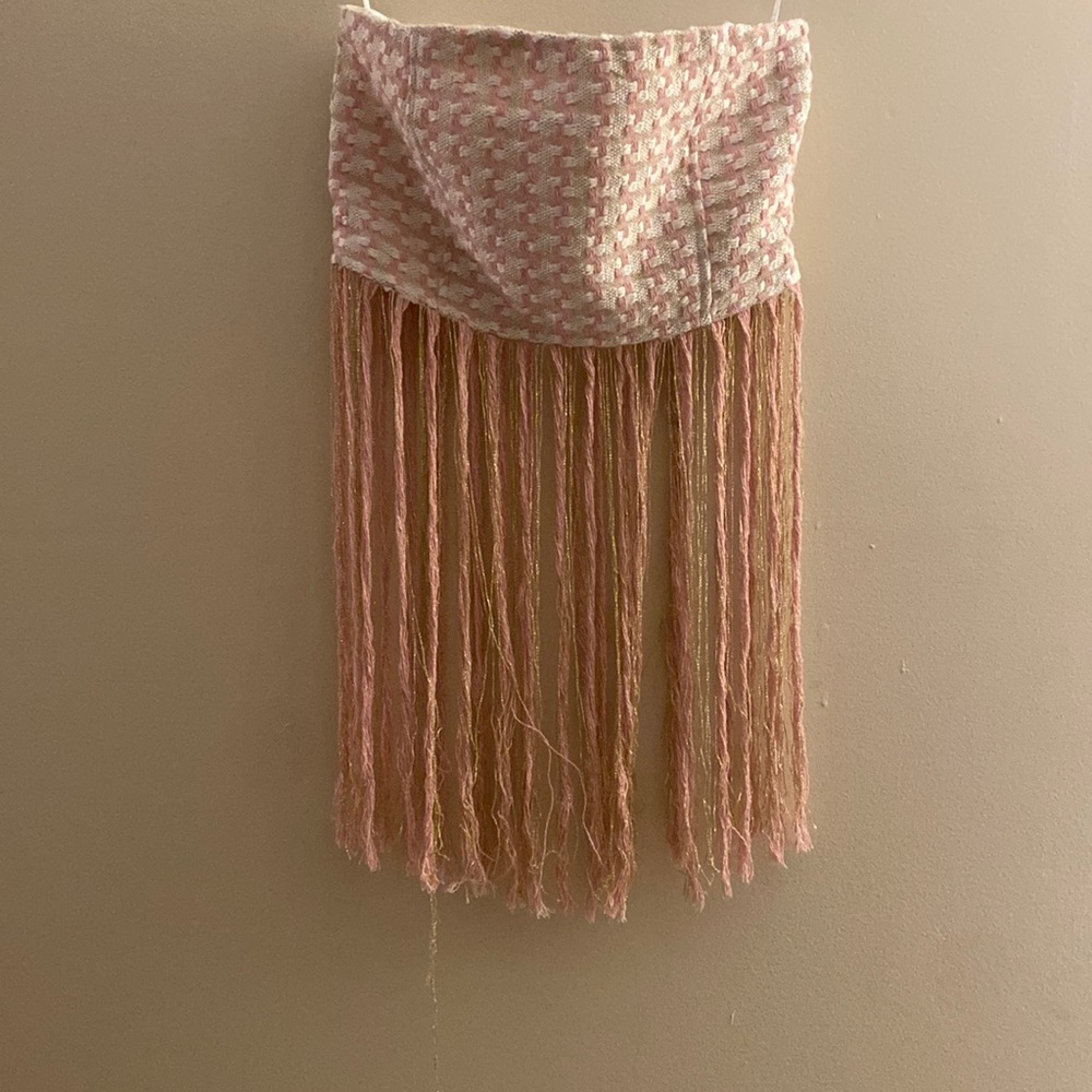 Super fun & unique strapless shirt with fringe!